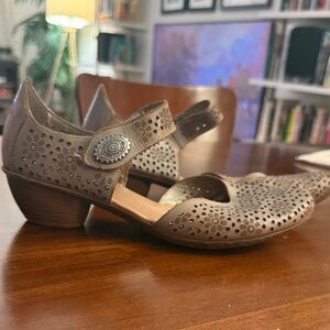 Rieker Grey-Brown Women's Shoes, size 39